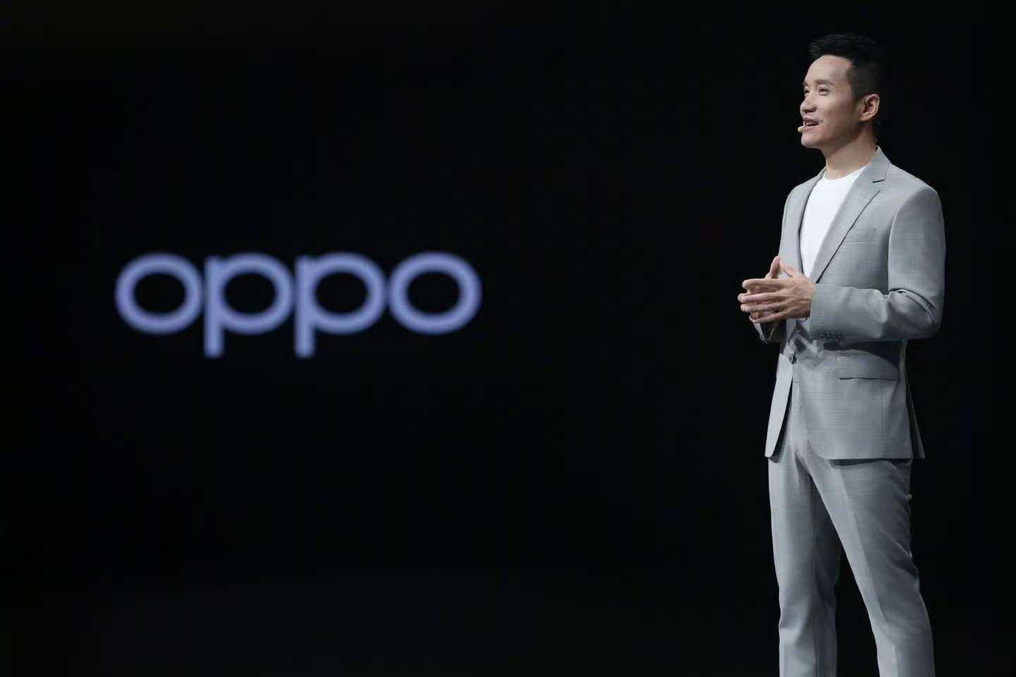 夜景人像神器，OPPO 发布年度影像旗舰 Find X8 Ultra