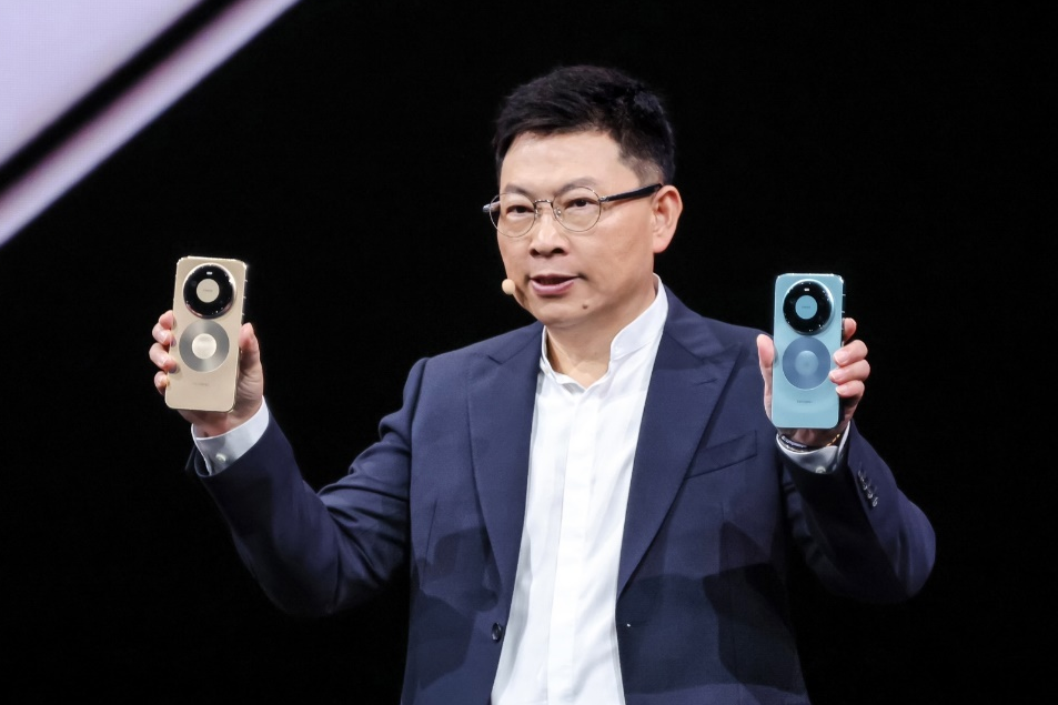 HUAWEI Mate 80系列发布：以巅峰科技树立高端旗舰新标杆